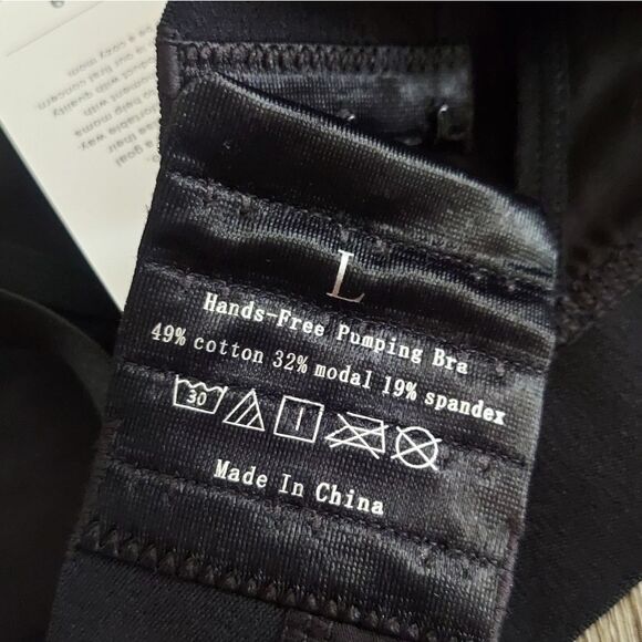 Momcozy Hands Free Pumping Bra, Adjustable Breast-Pumps Holding and Nursing Bra - Picture 6 of 6